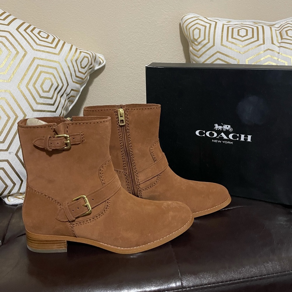 COACH ALSTON Suede Saddle Bootie - Size 7.5 New in Box - Never worn!